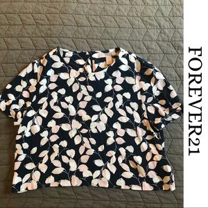 Forever 21 Navy and Pink Crop Top